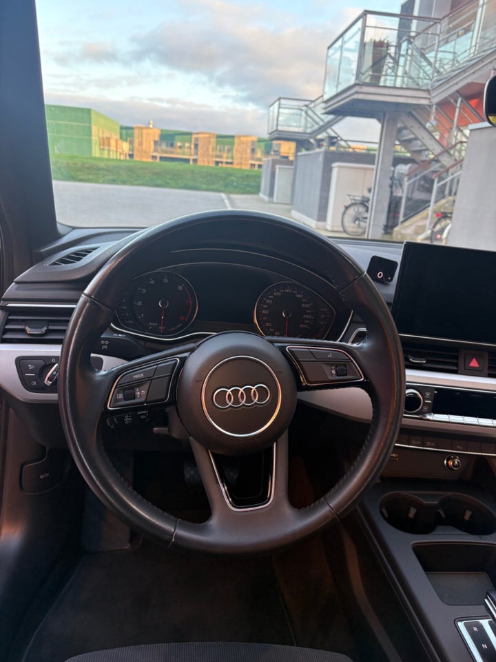Audi A4 40 TFSi Advanced Avant S-tr. 5d