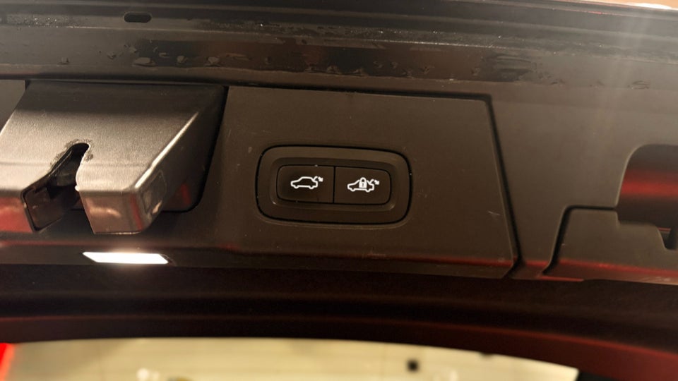 Volvo V90 CC 2,0 D5 235 Pro aut. AWD 5d