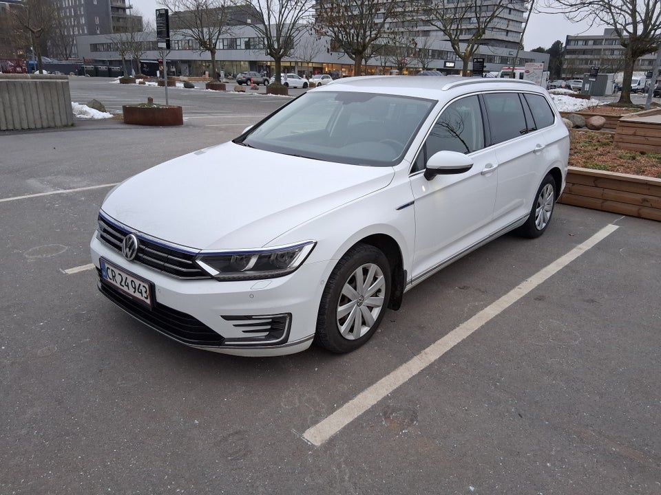 VW Passat 1,4 GTE Variant DSG 5d