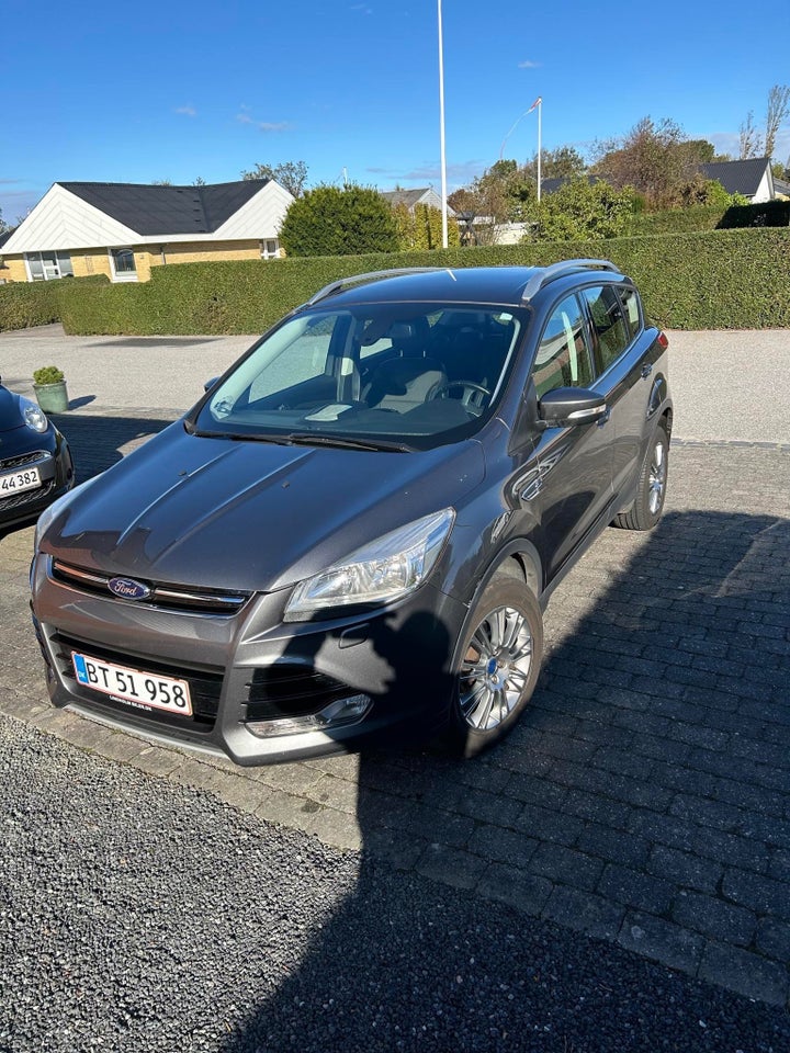 Ford Kuga 2,0 TDCi 163 Titanium aut. AWD 5d