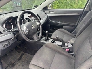 Mitsubishi Lancer 1,6 Invite SportBack 5d