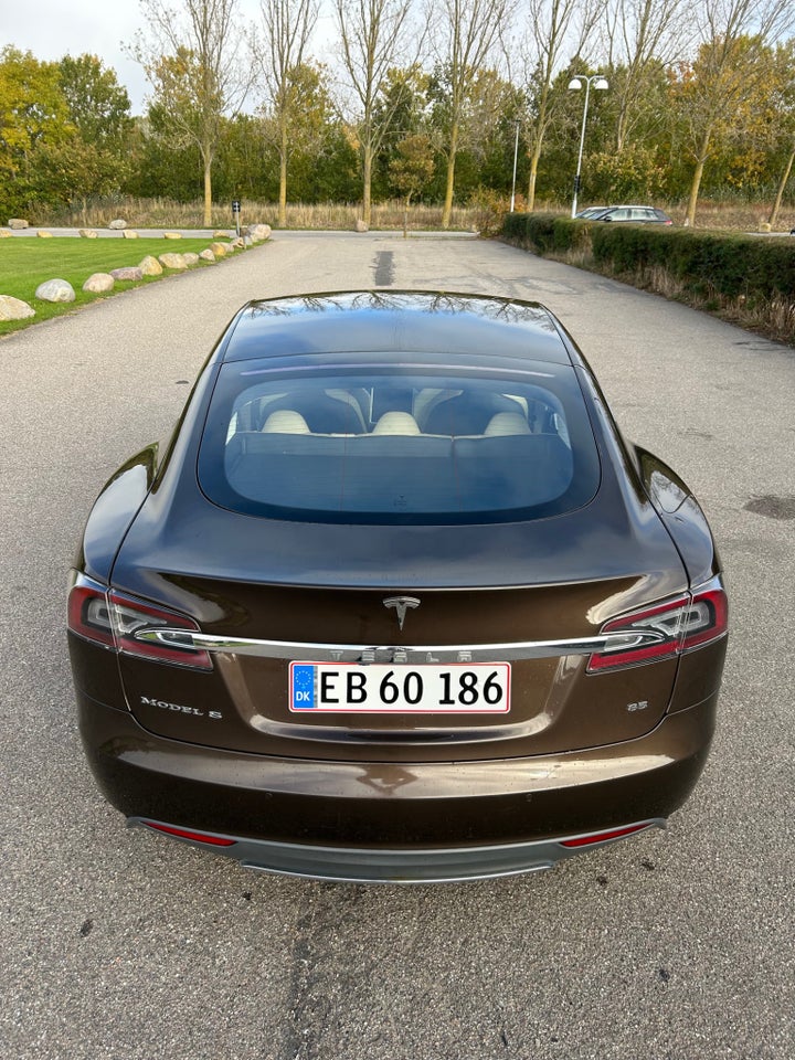 Tesla Model S 85D 5d