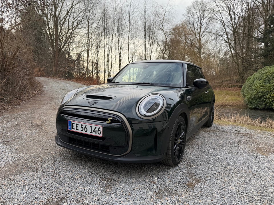 MINI Cooper SE Resolute Edition 3d