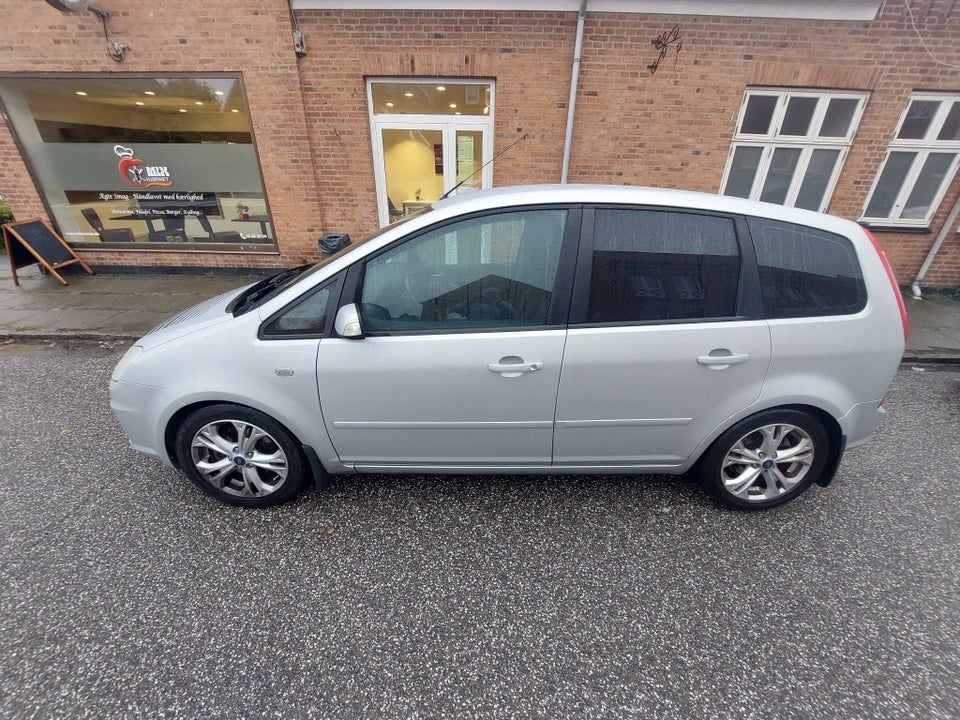 Ford C-MAX 2,0 Ghia aut. 5d