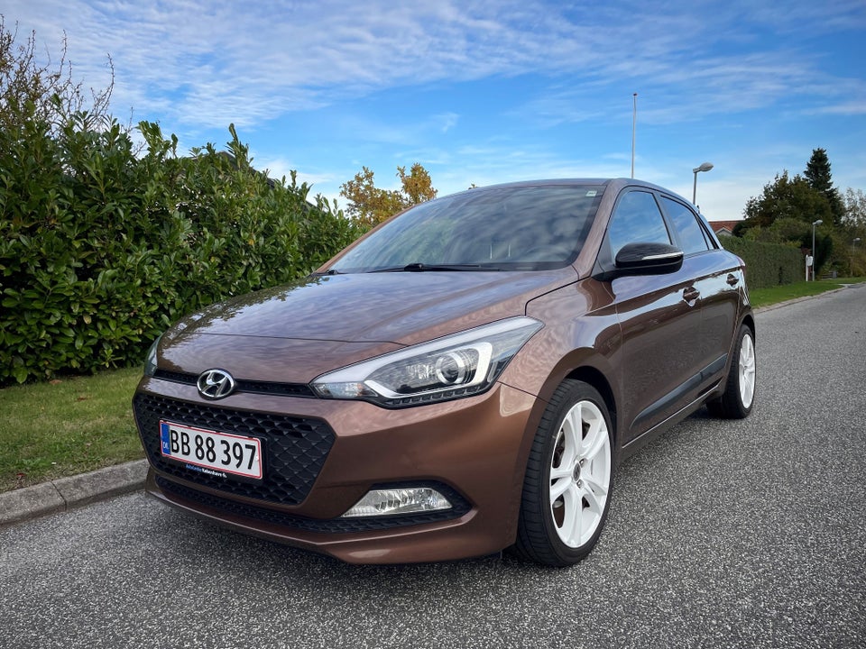 Hyundai i20 1,25 Black Line 5d