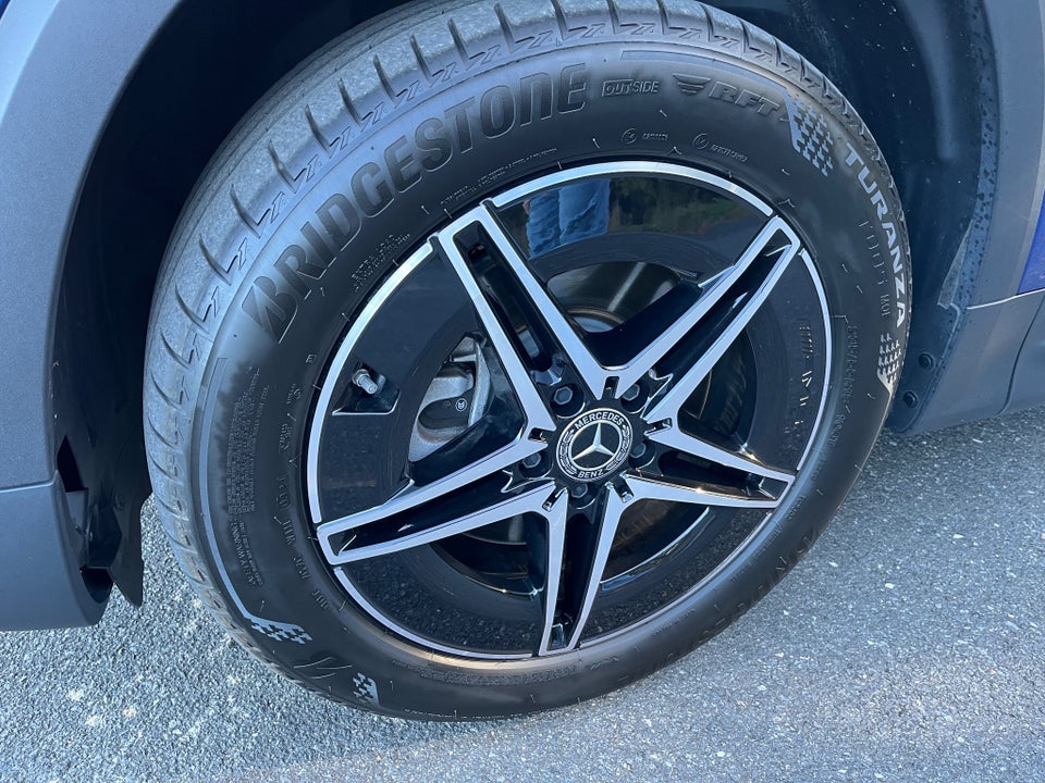 Mercedes EQB250+ AMG Line 5d