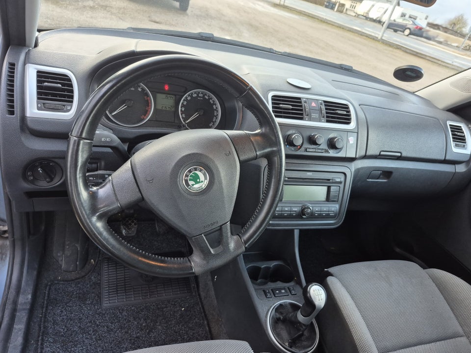Skoda Roomster 1,4 16V Style 5d