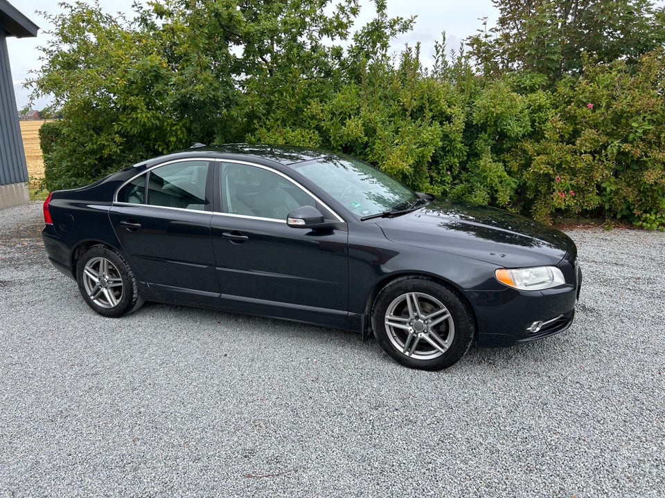 Volvo S80 2,5 T aut. 4d