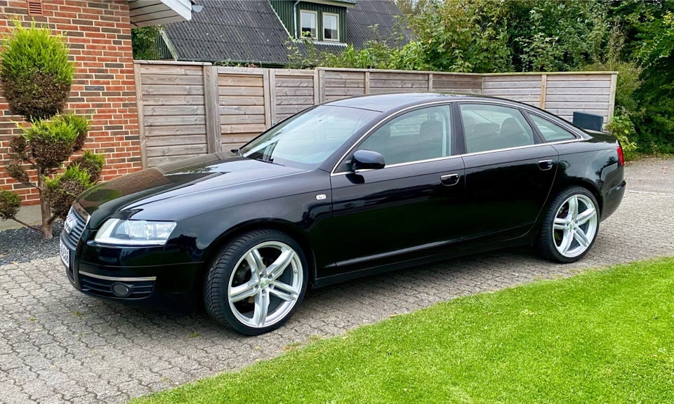 Audi A6 2,4 V6 4d