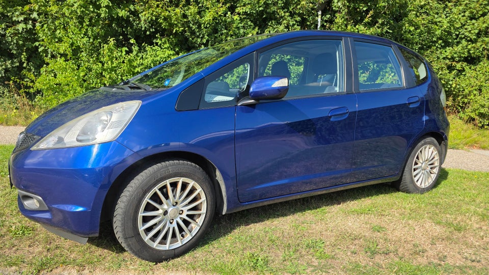 Honda Jazz 1,4 Exclusive i-Shift 5d