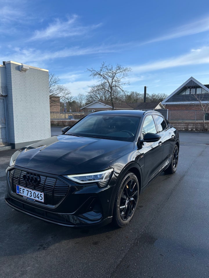 Audi e-tron 50 S-line Prestige Sportback quattro 5d