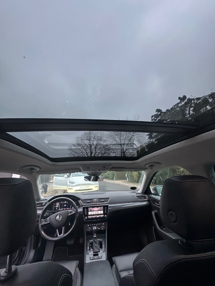 Skoda Superb 2,0 TSi 190 Business Executive Combi DSG 5d