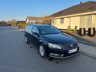 VW Passat 2,0 TDi 140 Sportline Variant BMT 5d