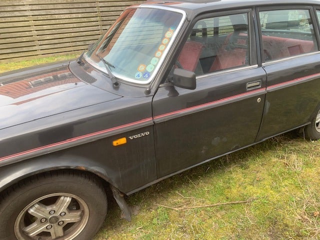Volvo 244 2,4 aut. 4d