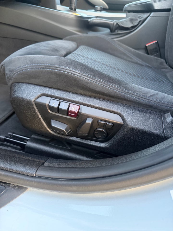 BMW 320d 2,0 Touring M-Sport xDrive 5d