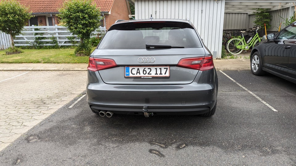 Audi A3 2,0 TDi 150 S-line Sportback S-tr. 5d