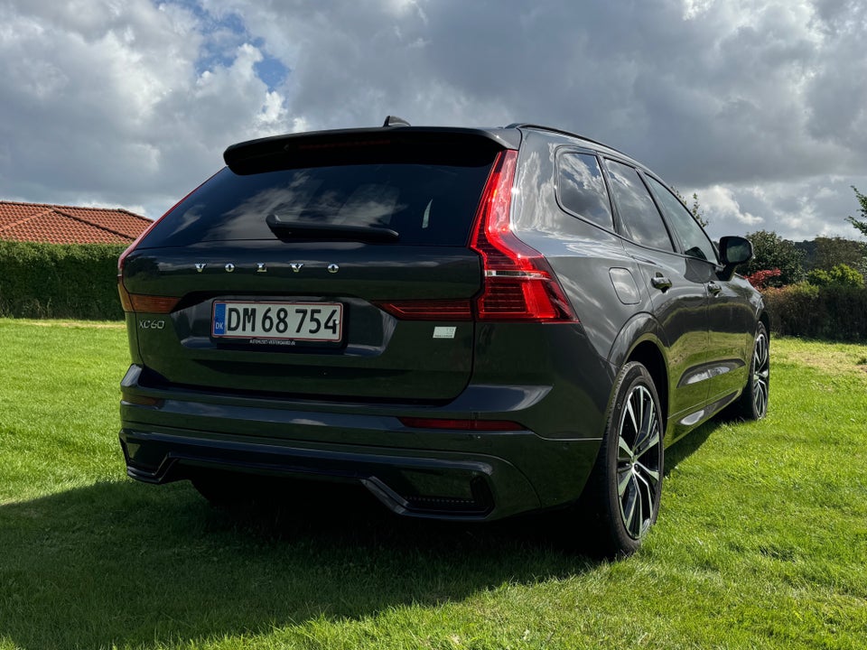 Volvo XC60 2,0 T8 ReCharge Ultimate Dark aut. AWD 5d