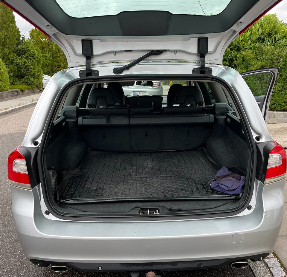Volvo V70 2,0 D4 181 Momentum aut. 5d