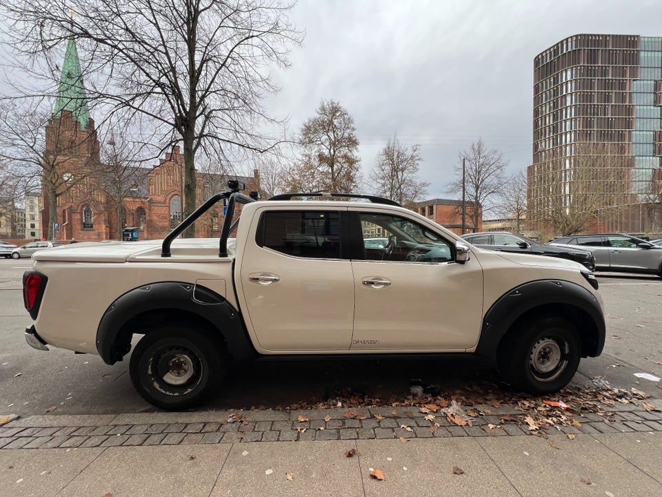 Nissan Navara 2,3 dCi 190 Db.Kab N-Connecta aut. 4d