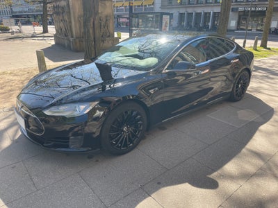 Tesla Model S  90D 5d