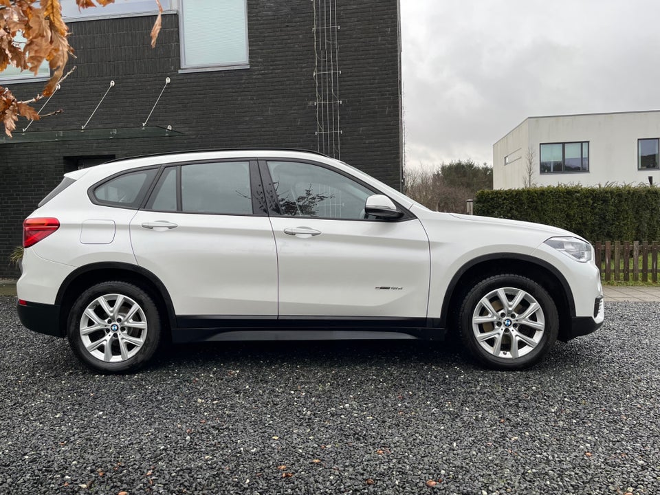 BMW X1 2,0 sDrive18d Advantage 5d