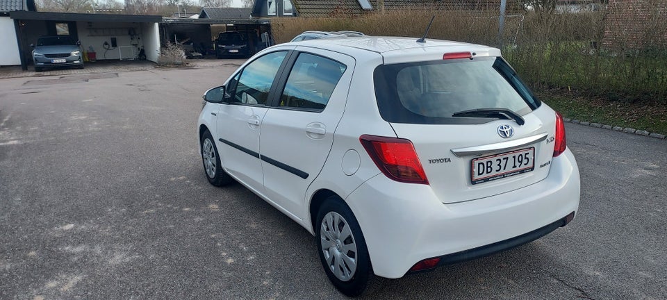 Toyota Yaris 1,5 Hybrid H2 Touch e-CVT 5d