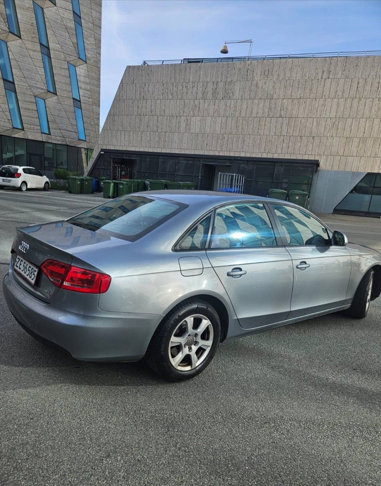Audi A4 1,8 TFSi 120 4d