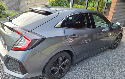 Honda Civic 1,0 VTEC Turbo Elegance 5d