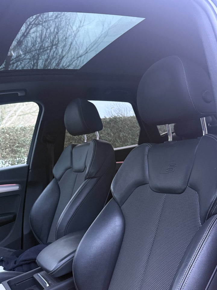 Audi Q5 50 TFSi e S-line quattro S-tr. 5d