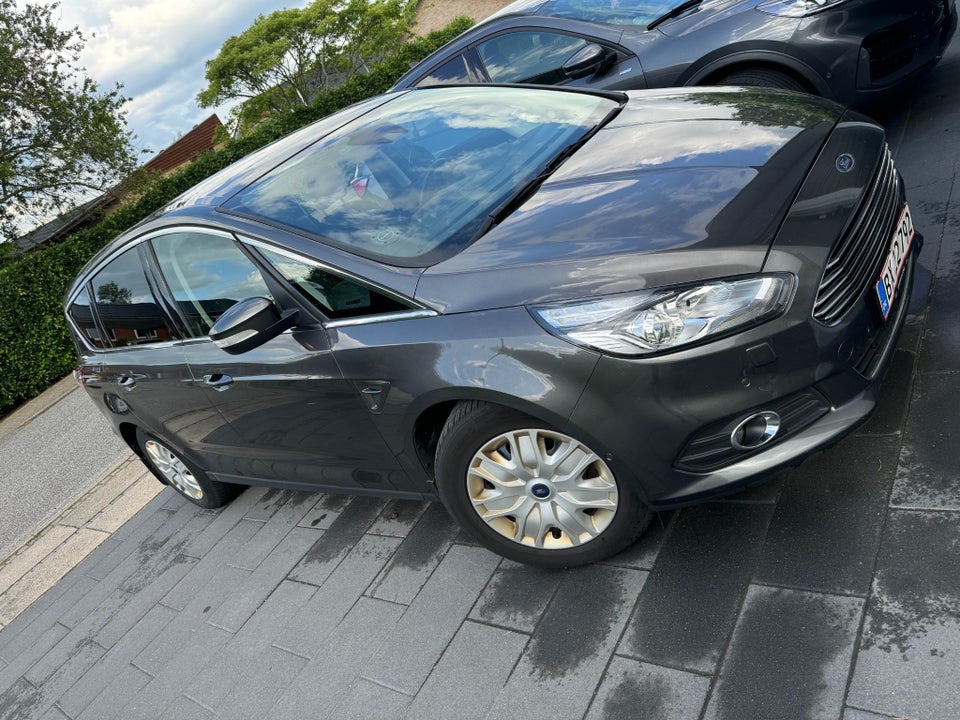 Ford S-MAX 2,0 TDCi 150 Titanium aut. 7prs 5d