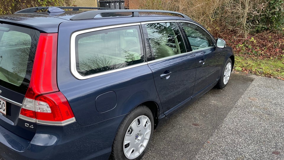 Volvo V70 2,0 D4 181 Momentum aut. 5d