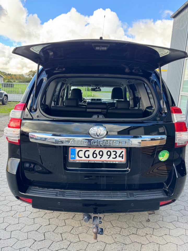 Toyota Land Cruiser 2,8 D-4D T2 aut. 5d