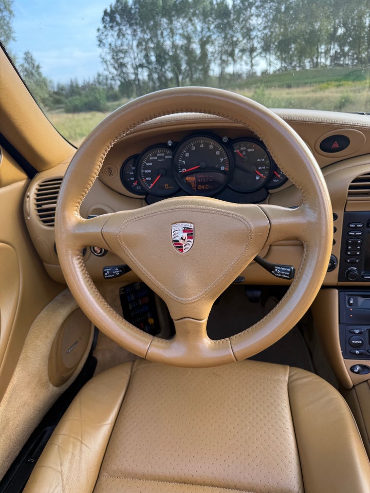 Porsche 911 Carrera 3,6 Cabriolet 2d