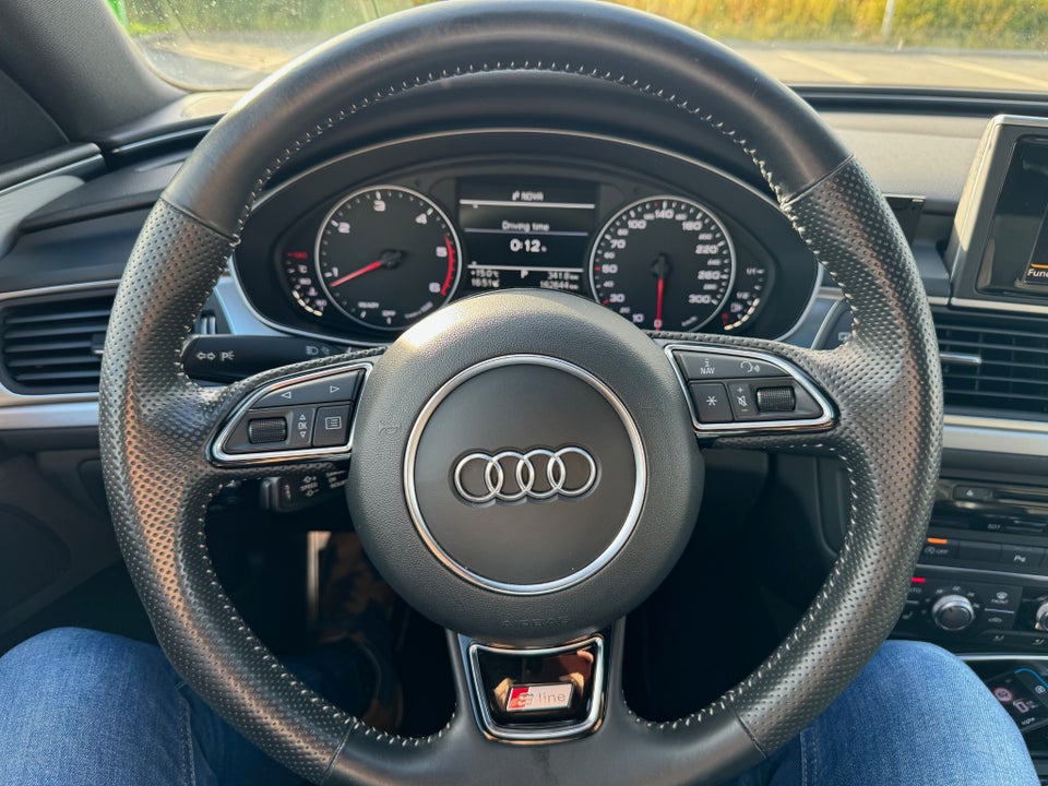 Audi A6 3,0 TDi 218 S-line Avant quattro S-tr. 5d