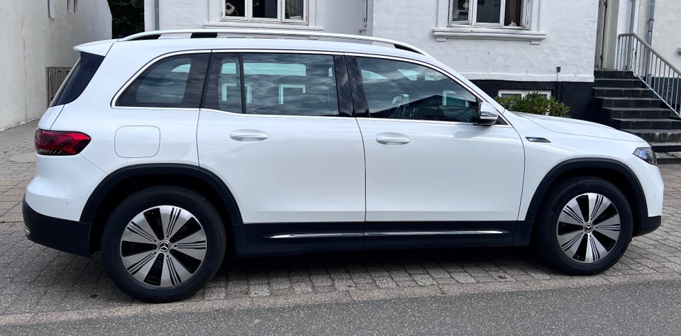 Mercedes EQB250 Progressive 5d