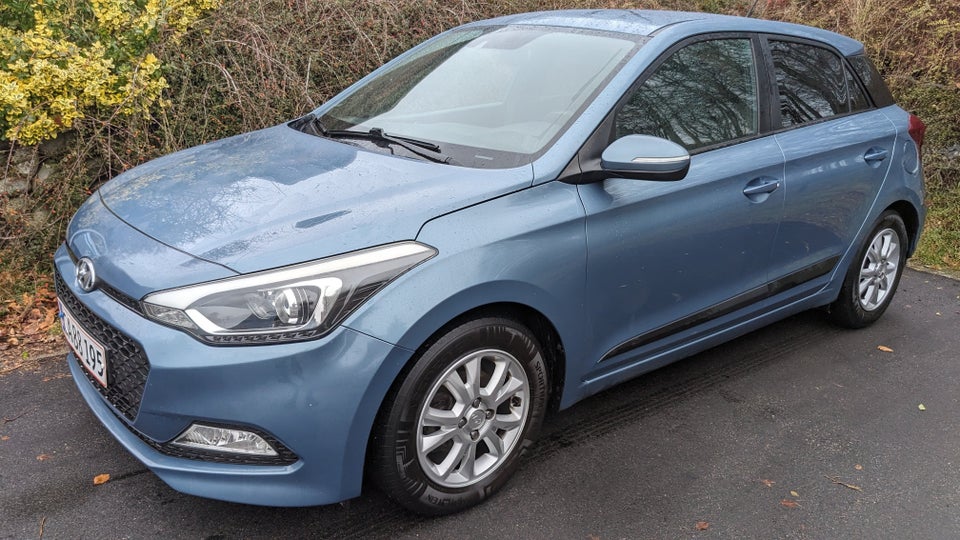 Hyundai i20 1,25 GO EM 5d