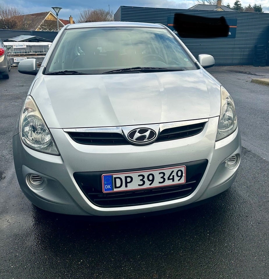 Hyundai i20 1,25 Classic 5d