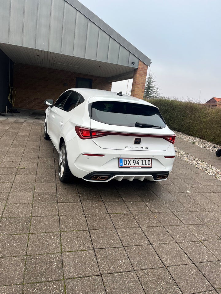 Cupra Leon 1,4 eHybrid DSG 5d
