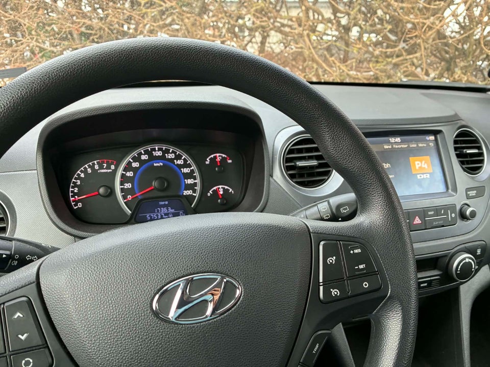 Hyundai i10 1,0 Touch 5d