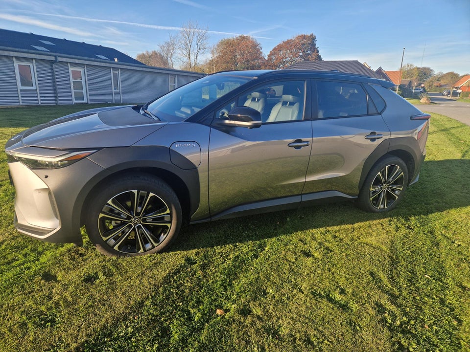 Toyota bZ4X Active Design 5d