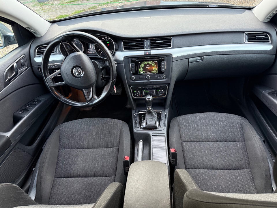 Skoda Superb 2,0 TDi 140 Ambition DSG 5d
