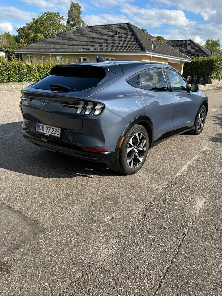 Ford Mustang Mach-E 91 Extended Range AWD 5d