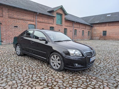 Toyota Avensis 2,2 D-4D 150 Sol 4d