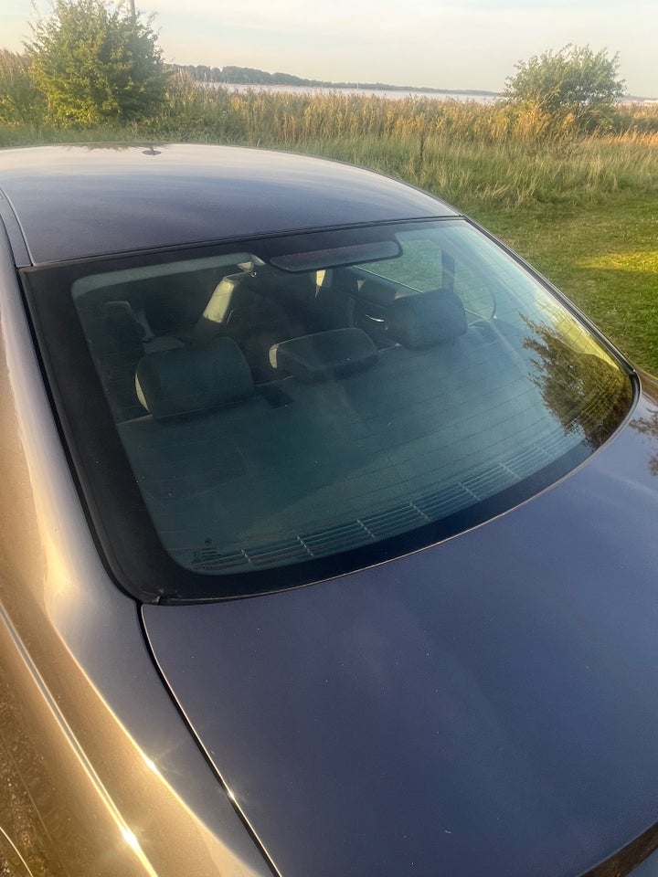 BMW 325i 2,5  4d