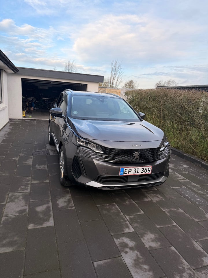 Peugeot 3008 1,6 Hybrid First Selection EAT8 5d