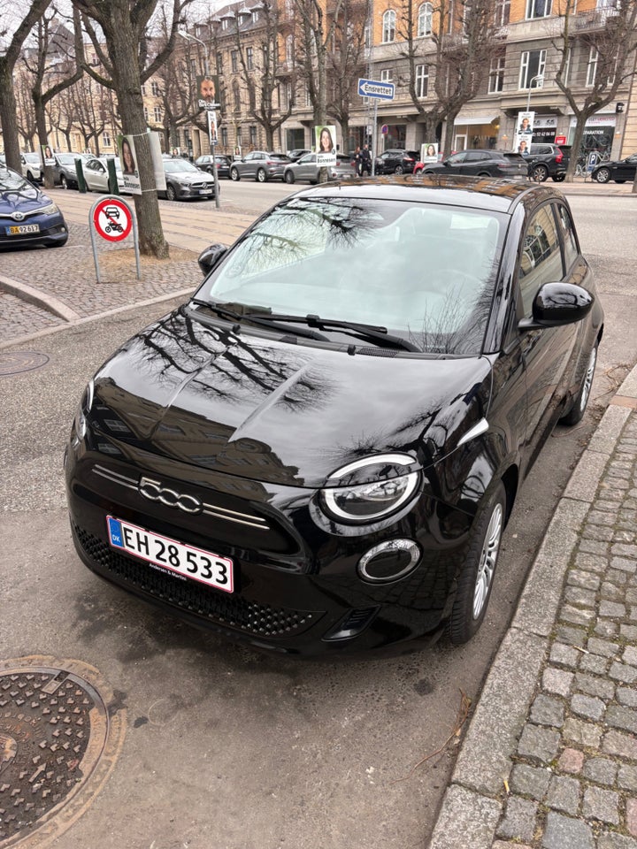 Fiat 500e 24 Action 3d