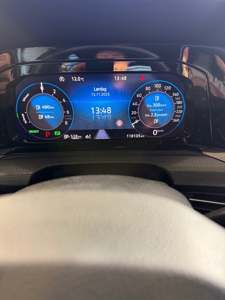 VW Golf VIII 1,4 GTE DSG 5d