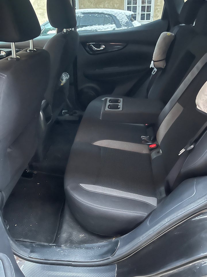 Nissan Qashqai 1,2 Dig-T 115 Tekna 5d