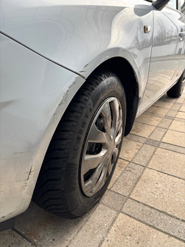 Opel Corsa 1,0 12V Enjoy 5d