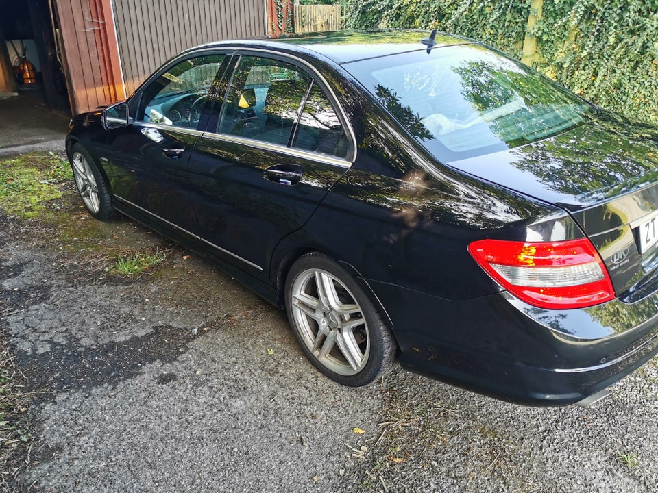 Mercedes C230 2,5 V6 Avantgarde aut. 4d